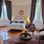 Bed & Breakfast Le Manoir Du Moulin De Madame 3*