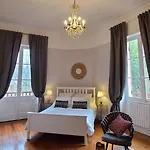 Le Manoir Du Moulin De Madame Отель типа 