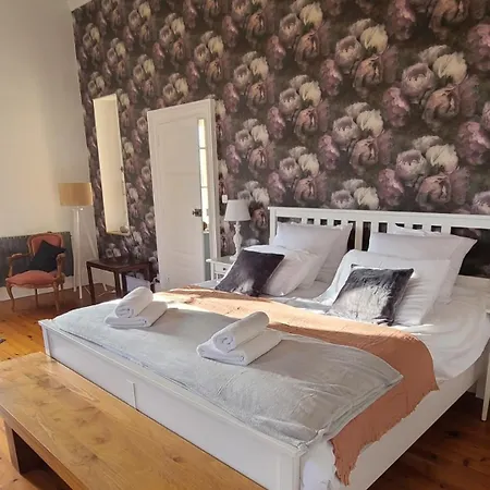 Le Manoir Du Moulin De Madame Отель типа 