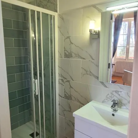 Bed & Breakfast Le Manoir Du Moulin De Madame 3*