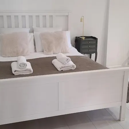 Le Manoir Du Moulin De Madame 3*