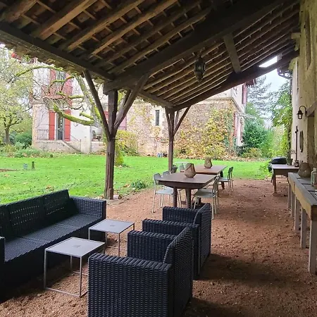 Le Manoir Du Moulin De Madame Bed & Breakfast