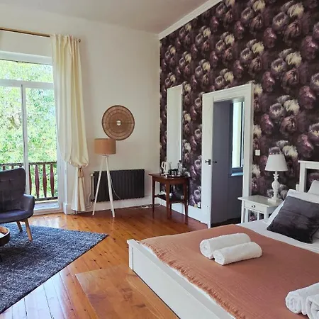 Le Manoir Du Moulin De Madame Bed & Breakfast