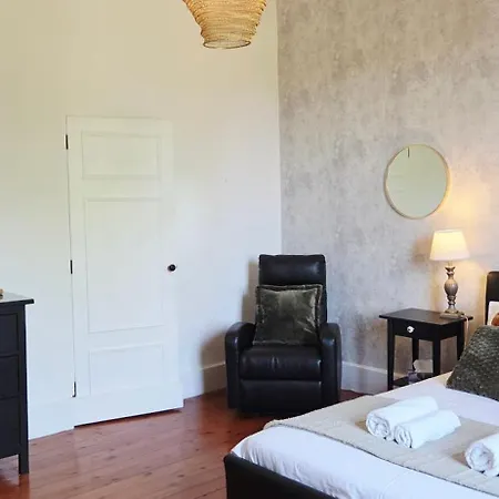 Le Manoir Du Moulin De Madame Bed & Breakfast