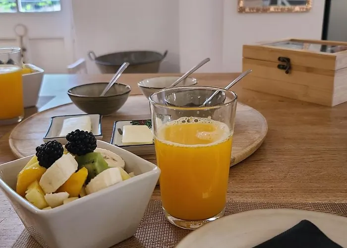 Couette-café Le Manoir Du Moulin De Madame 3*