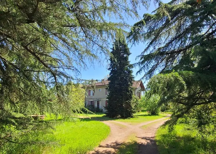 Frühstückspension Le Manoir Du Moulin De Madame 3*