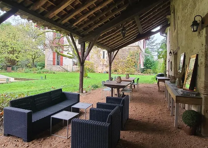 Le Manoir Du Moulin De Madame Frühstückspension